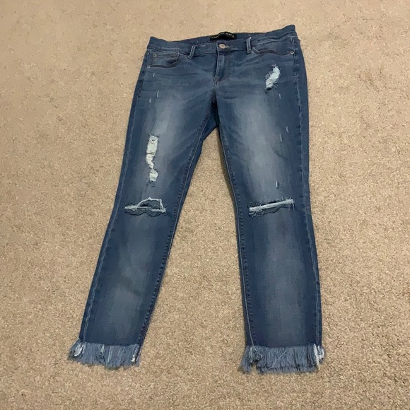 Express Distressed Denim Jeggings - Picture 3 of 5